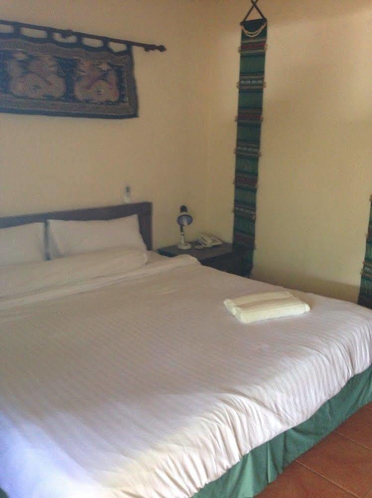 The Irish Clock Hotell Udon Thani Eksteriør bilde